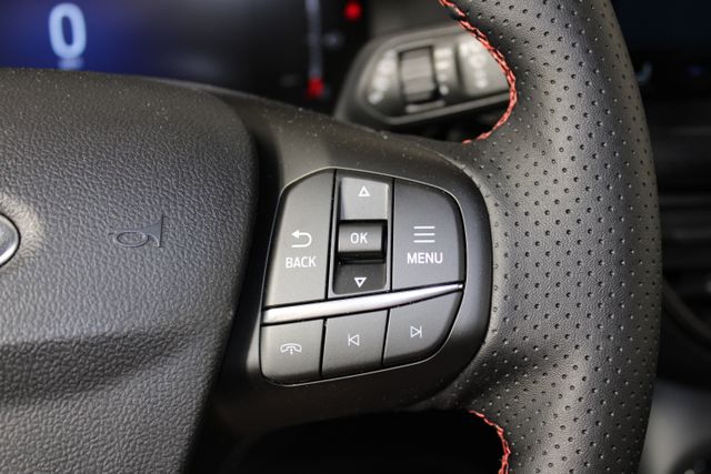 2025 Ford Escape ST-Line photo 8