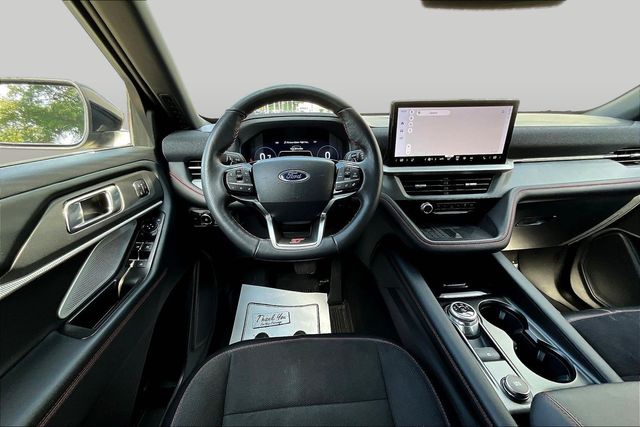 2025 Ford Explorer ST - 7