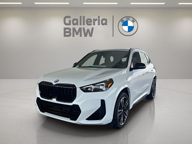 2026 BMW X1 28i's photo