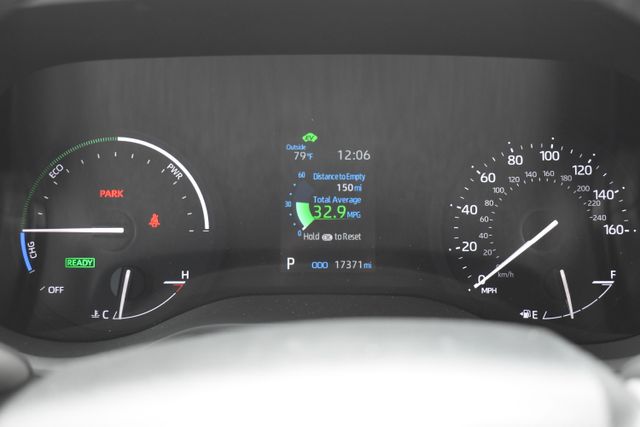 Used 2024 Toyota Sienna Van