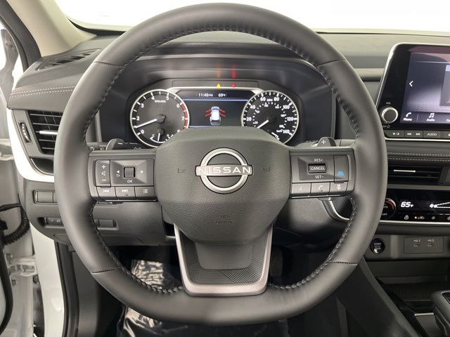 2025 Everest White Pearl Nissan Rogue SV FWD SUV