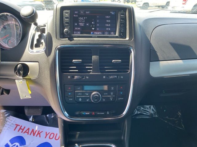 2019 Dodge Grand Caravan GT - Onyx Black exterior view 18