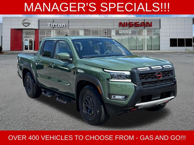 2025 Nissan Frontier PRO-X Crew Cab RWD Verde (Green Metallic) Camioneta 4X2 9 velocidades Automática marcha alta