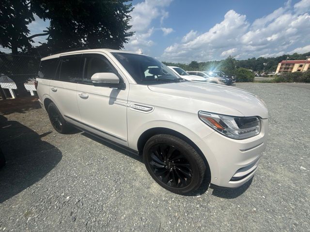 Used 2020 White Lincoln Reserve image 6