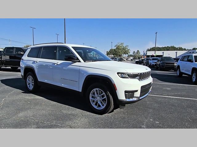 2026 Jeep Grand Cherokee L Laredo 4x2