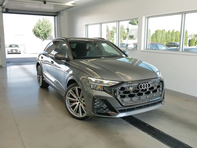 Daytona Gray Pearl Effect 2026 Audi Q8 SUV / Crossover  8-Speed Automatic