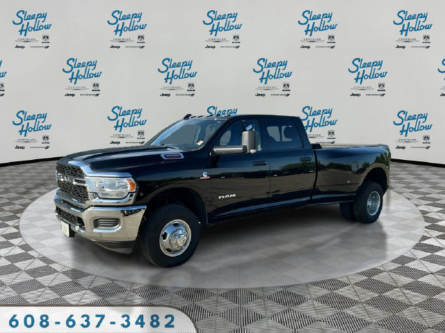 Diamond Black Crystal Pearlcoat 2021 RAM 3500 Pickup Truck Four-Wheel Drive 6-Speed Automatic