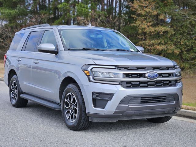 2024 Ford Expedition XLT's photo