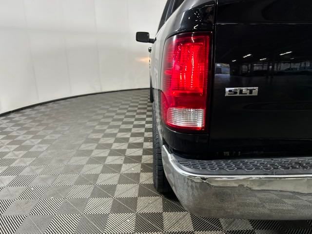 2016 Ram 1500 SLT 7