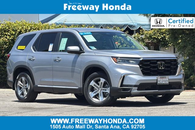 2023 Honda Pilot EX-L 8-Occupant 2WD's photo
