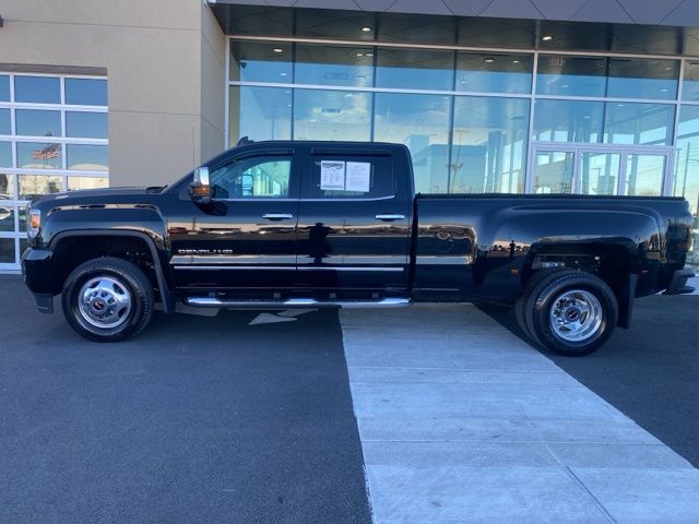 2018 GMC Sierra 3500HD Denali 8