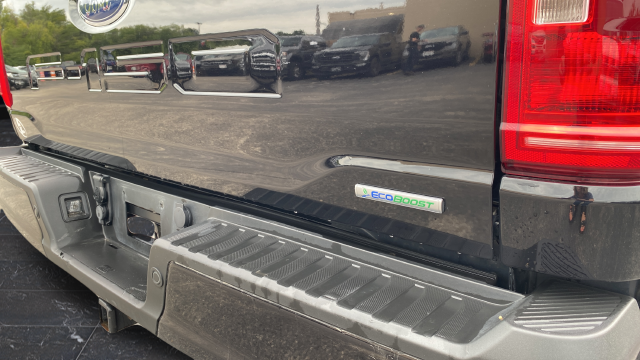 Used 2021 Black Metallic Ford XLT image 32