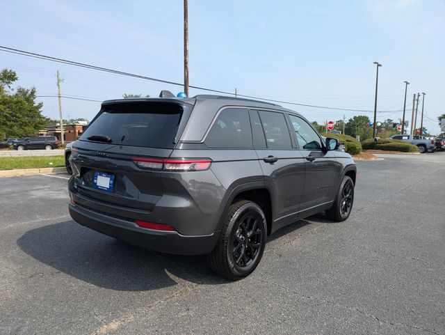 2026 Jeep Grand Cherokee Altitude