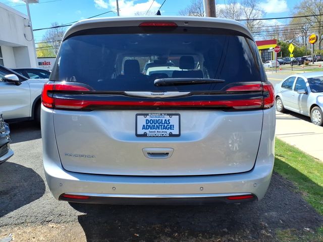 2023 Chrysler Pacifica - Image 6