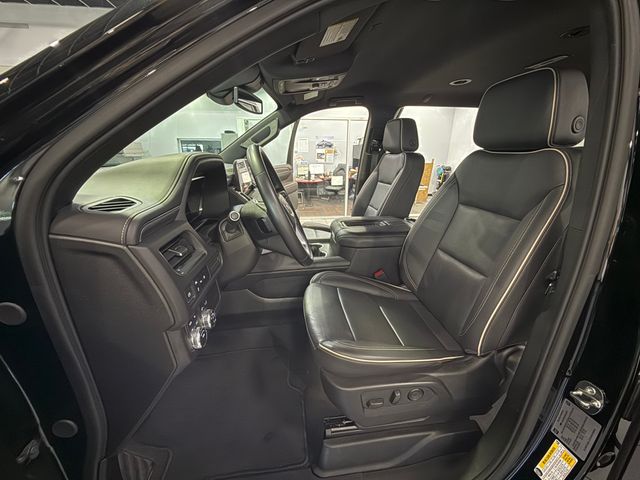 2024 GMC Yukon SLT Black at Bob King Buick GMC