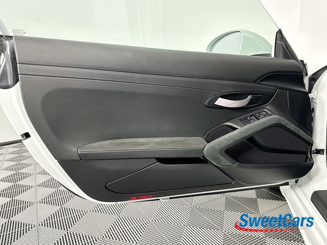 2021 Porsche 718 Cayman