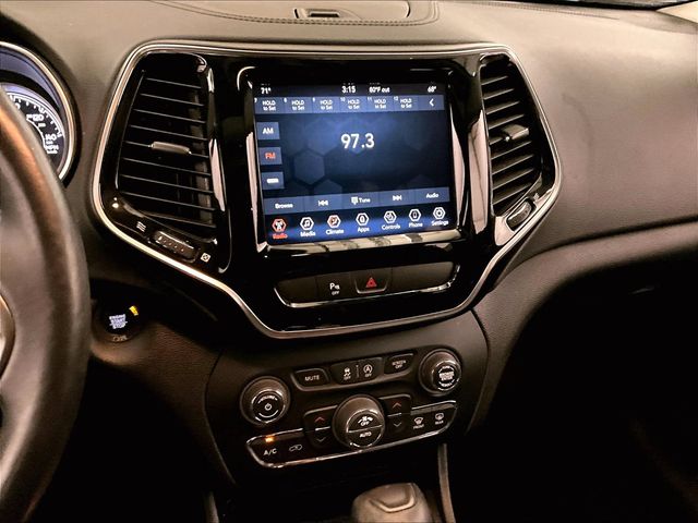 2020 Jeep Cherokee Limited White at Subaru and VW of Moon Township