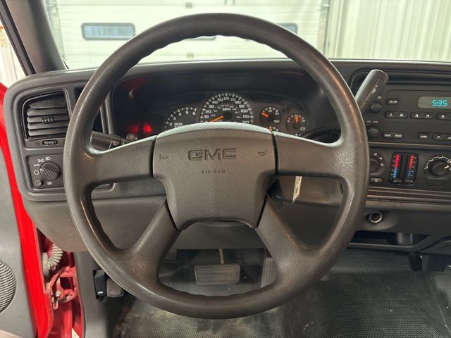 2004 GMC Sierra 1500 Work Truck photo