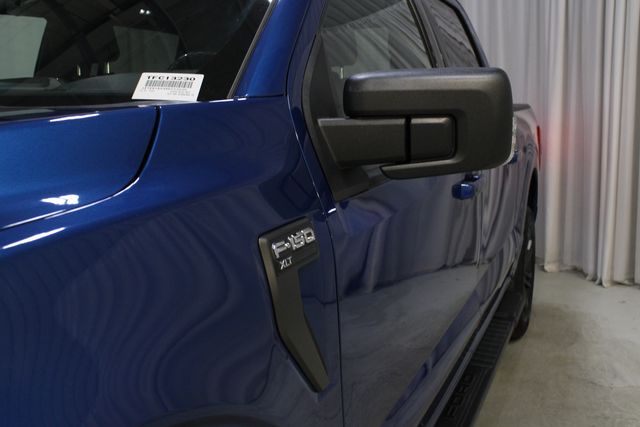 Used 2022 Blue Ford XLT image 34