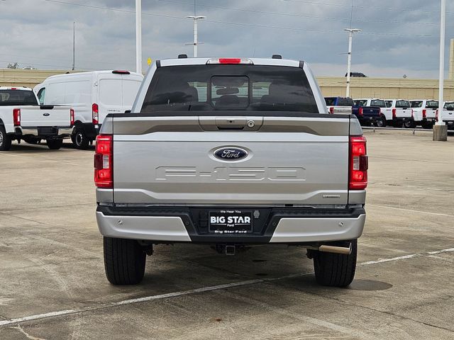 Used 2023 Silver Ford XLT image 4