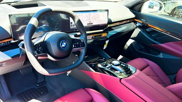 2025 BMW i5 xDrive40 19