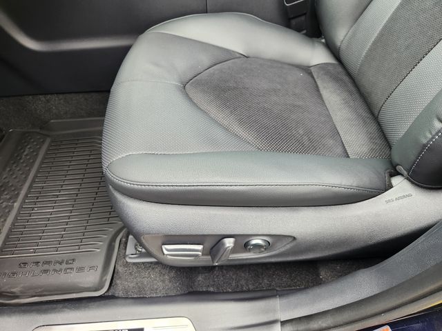 2026 Toyota Grand Highlander Hybrid MAX Platinum  at Gullo Toyota