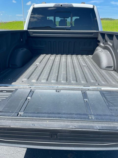 Used 2023 White Ford Raptor image 2