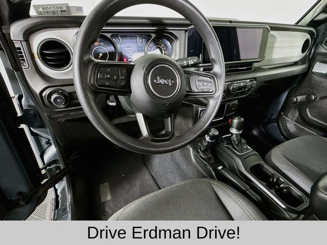 Used 2024 Jeep Wrangler SUV