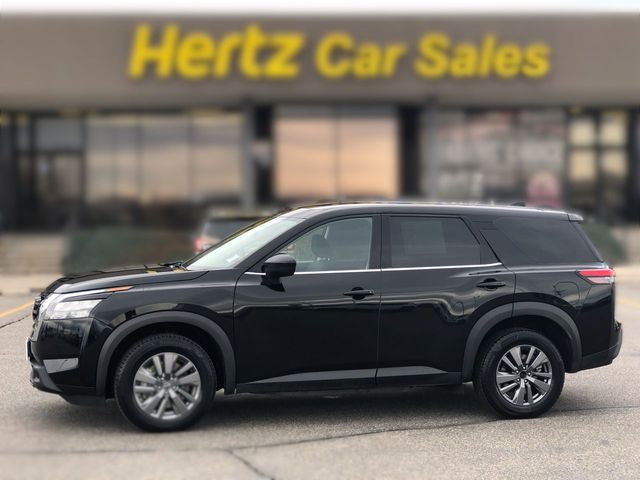 2024 Nissan Pathfinder S 4WD
