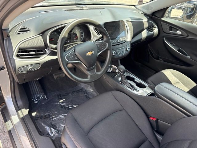 2025 Chevrolet Malibu - $19,988