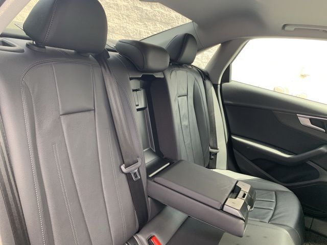 2018 Audi A4 2.0T photo