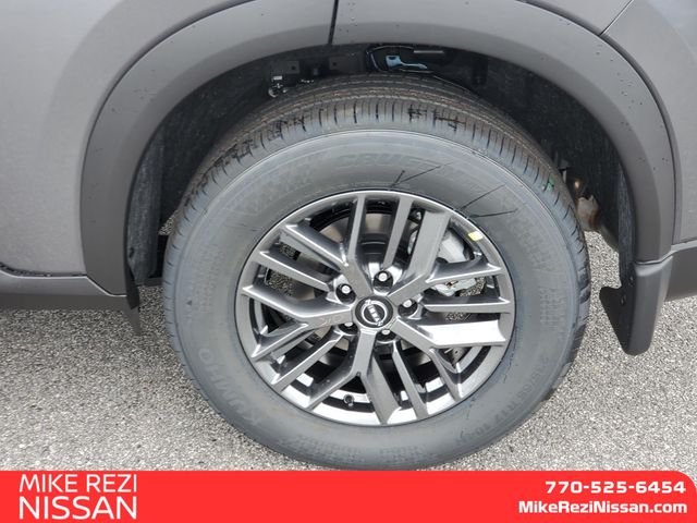 View vehicle photo 7