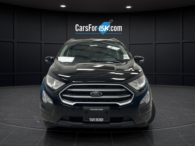 Used 2020 Shadow Black Ford SE image 2
