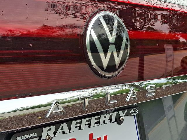 2025 Volkswagen Atlas Cross Sport 2.0T SEL Premium R-Line  at Sutliff Volkswagen