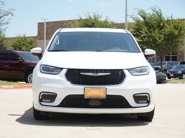 Used 2023 Chrysler Pacifica Van