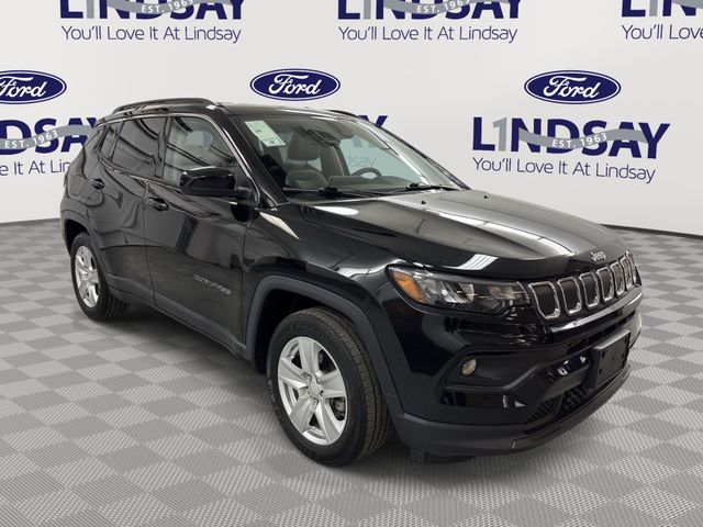 2022 Jeep Compass Latitude FWD