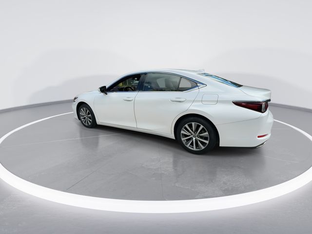2021 Lexus ES - $33,498