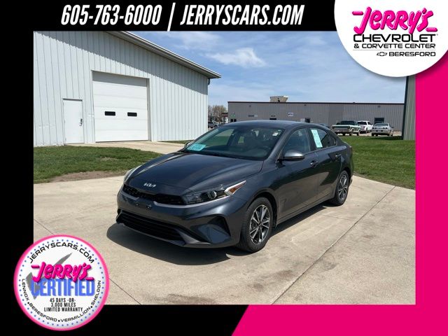 2024 Kia Forte LXS FWD