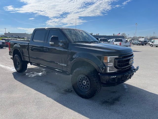 Black Metallic 2021 Ford F-250 Super Duty Lariat Crew Cab 4WD Pickup Truck Four-Wheel Drive Automatic