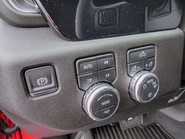 2026 GMC Sierra 1500 SLE:44225