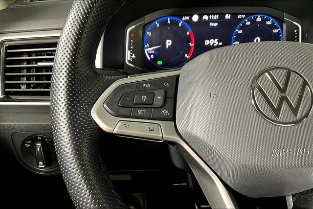 2021 Volkswagen Atlas 3.6L V6 SEL Premium R-Line photo