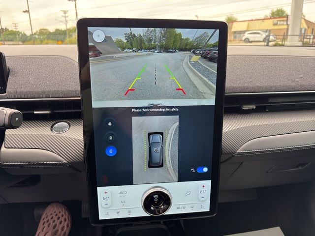 New 2026 White Ford Premium image 22