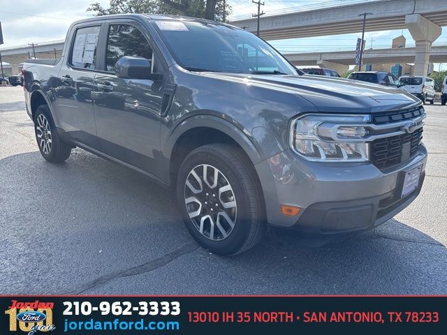 Used Car 2023 Ford Maverick  Lariat For Sale Under $30,000 In San Antonio, Texas