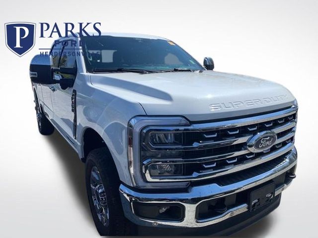 Star White Metallic Tri-Coat 2025 Ford F-350 Super Duty Lariat Crew Cab 4WD Pickup Truck Four-Wheel Drive Automatic