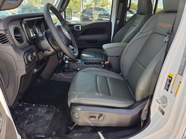 New 2026 White/off-white Jeep Mojave image 6