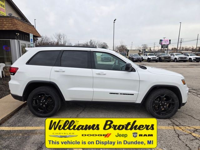 2019 Jeep Grand Cherokee Upland Edition - Bright White Clearcoat exterior view 2