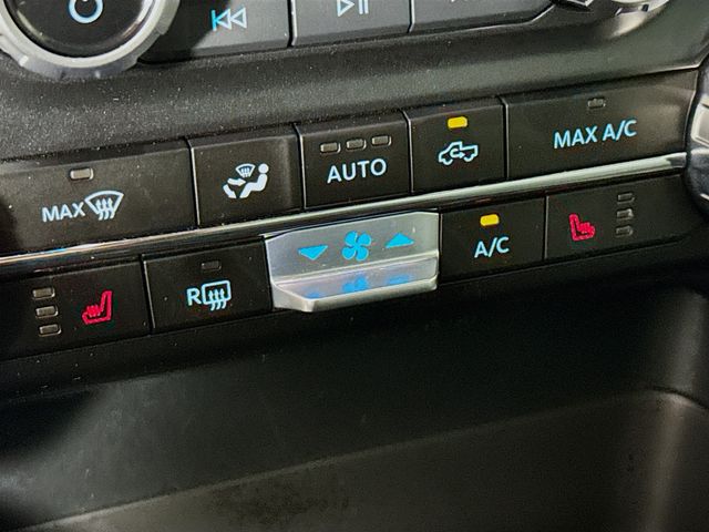 2023 Agate Black Metallic Ford F-150 XLT 4X4 Truck