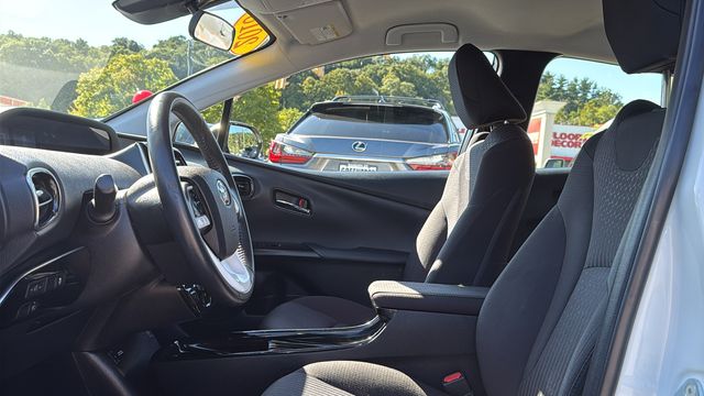 Used 2018 Toyota Prius Prime Hatchback