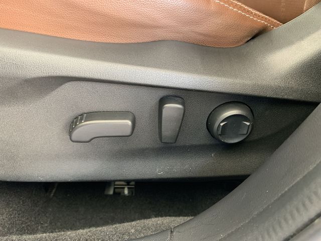 Used 2020 White Subaru Touring image 13