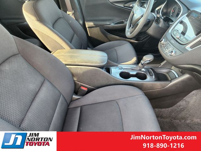 Used 2025 Chevrolet Malibu Sedan
